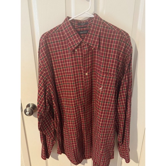 Nautica Flannel Shirt Mens SZ XL Red Black Plaid Long Sleeve Button Up - Picture 1 of 4